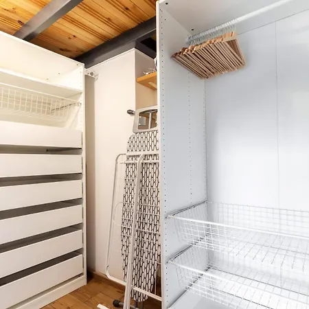 Cosy Loft With Terrace In Paupys By Urban Rent *