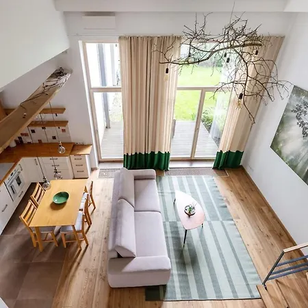 Cosy Loft With Terrace In Paupys By Urban Rent Appartement Vilnius